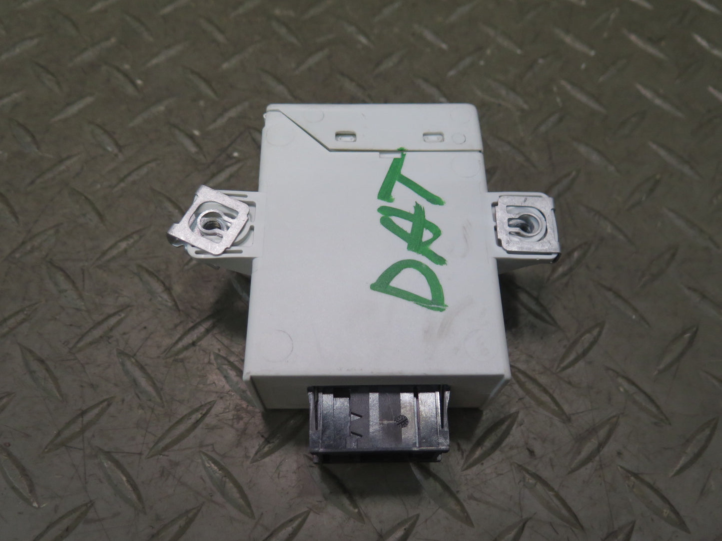 11-15 Audi TT S 8J Tmps Tire Pressure Control Module Unit 8J0907274C OEM