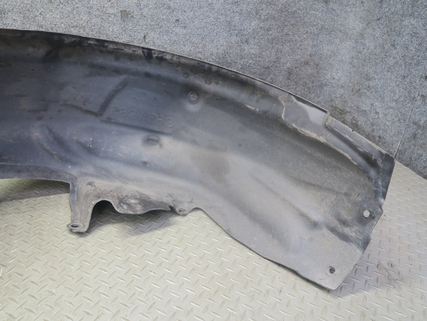 2015-2020 BMW F82 F83 M4 Rear Fender Liner Wheel Arch Splash Shield Set of 2