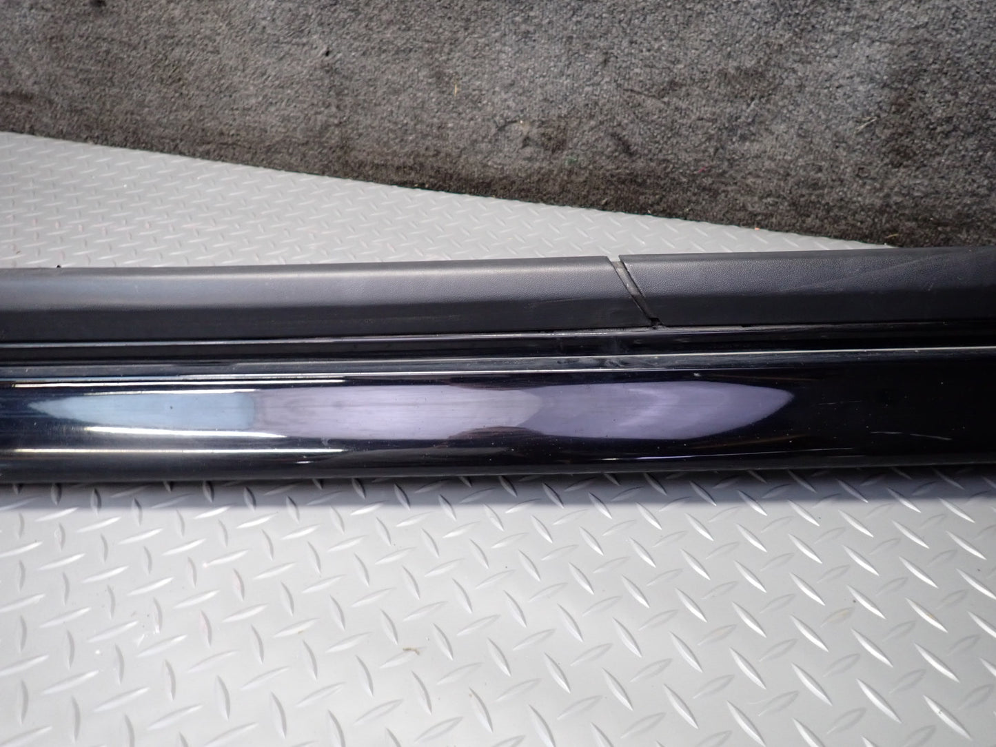 2011-2018 Porsche Cayenne 958 GTS Left Right Side Skirt Rocker Panel Molding Set