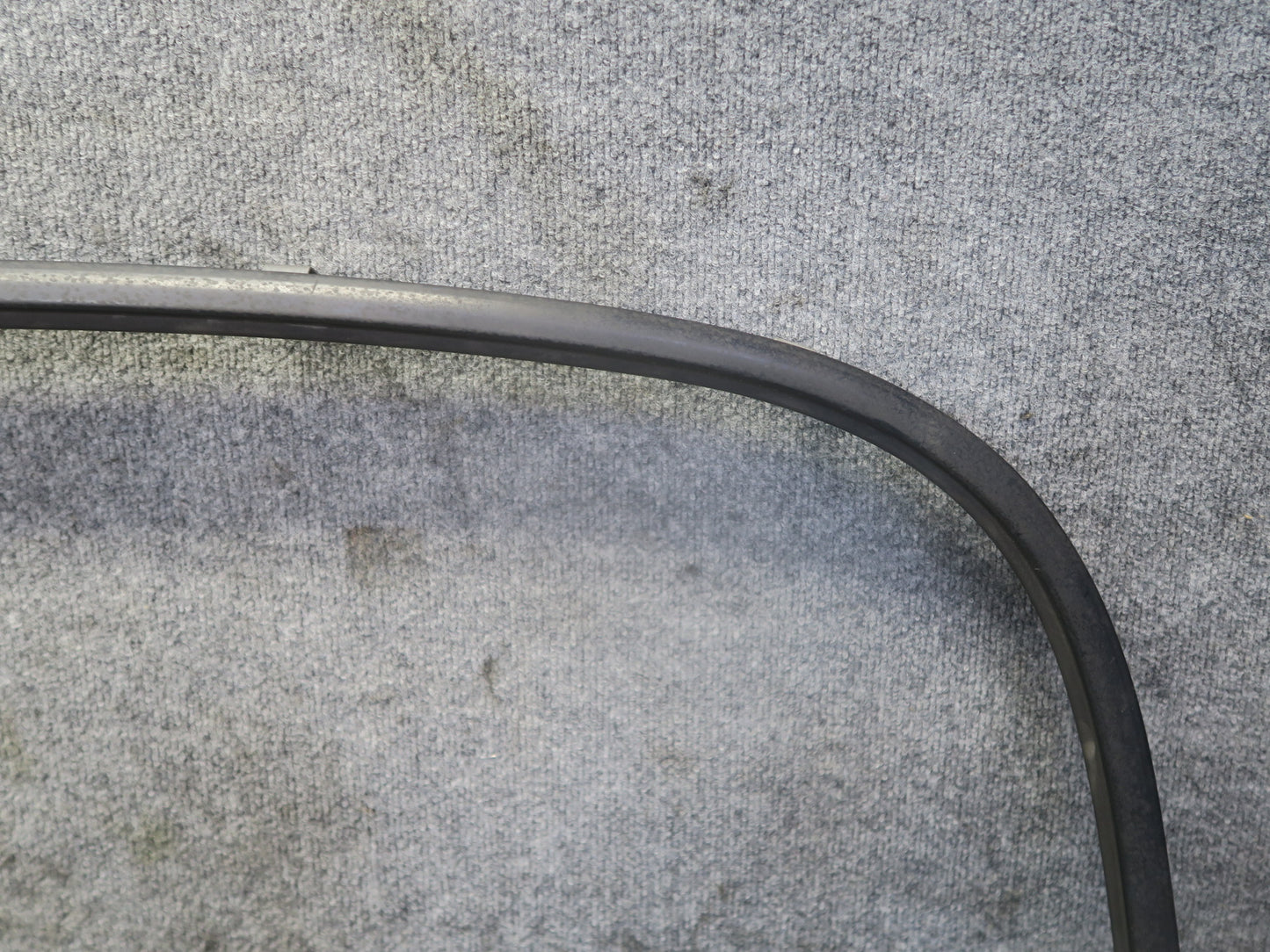 00-05 Toyota MR2 Spyder ZZW30L Convertible Rear Exterior Stowage Molding OEM