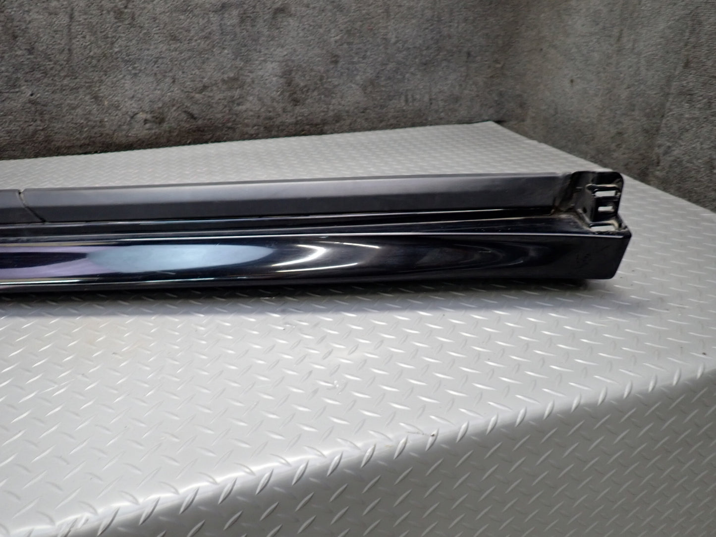 2011-2018 Porsche Cayenne 958 GTS Left Right Side Skirt Rocker Panel Molding Set