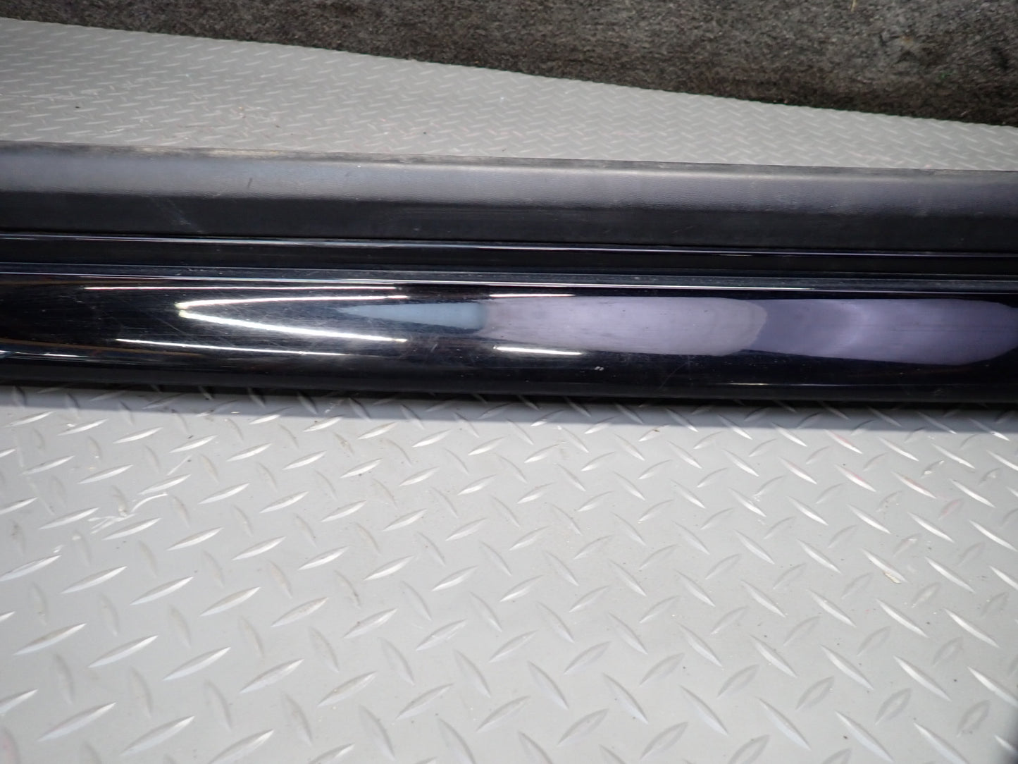 2011-2018 Porsche Cayenne 958 GTS Left Right Side Skirt Rocker Panel Molding Set