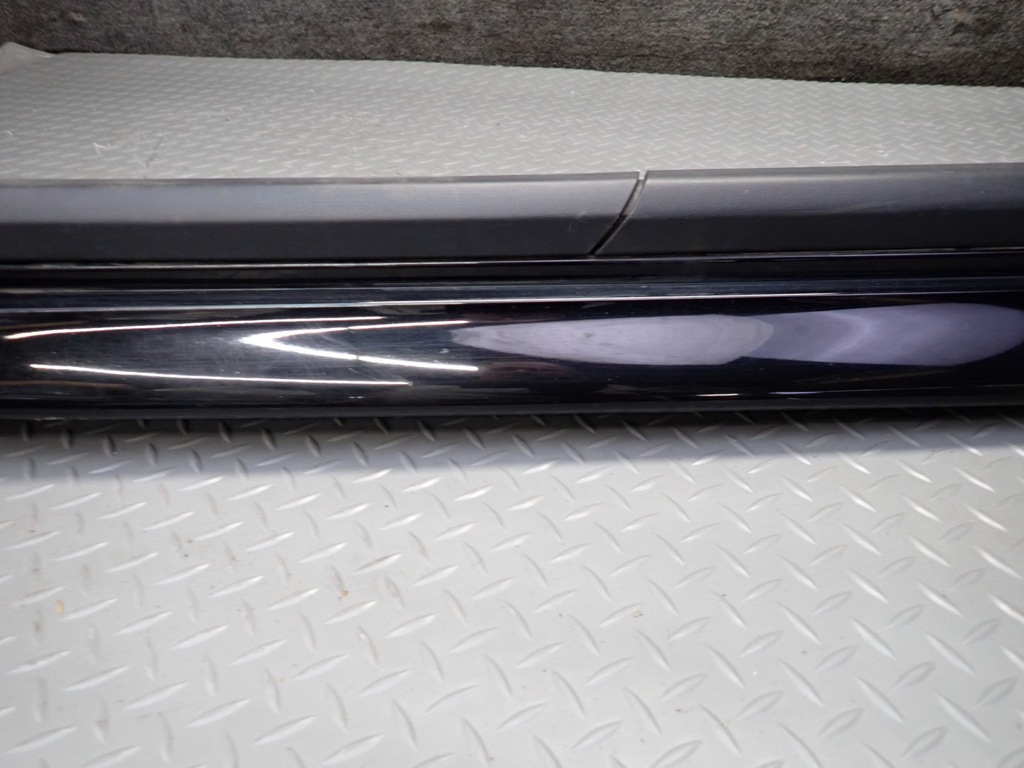 2011-2018 Porsche Cayenne 958 GTS Left Right Side Skirt Rocker Panel Molding Set