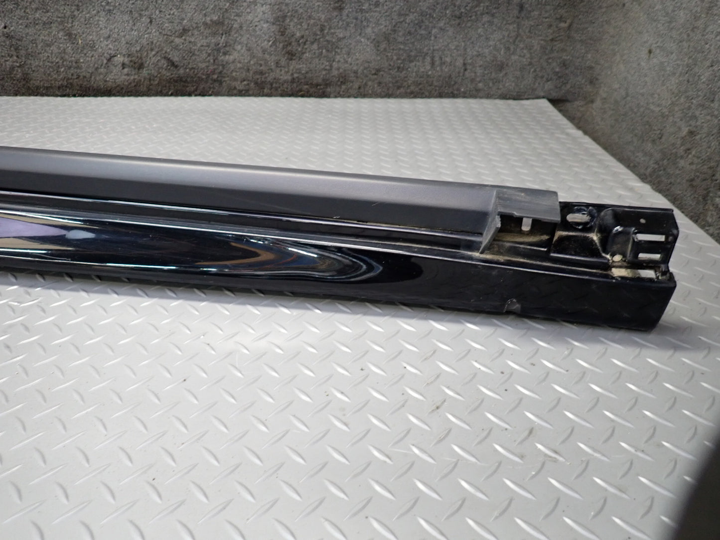 2011-2018 Porsche Cayenne 958 GTS Left Right Side Skirt Rocker Panel Molding Set