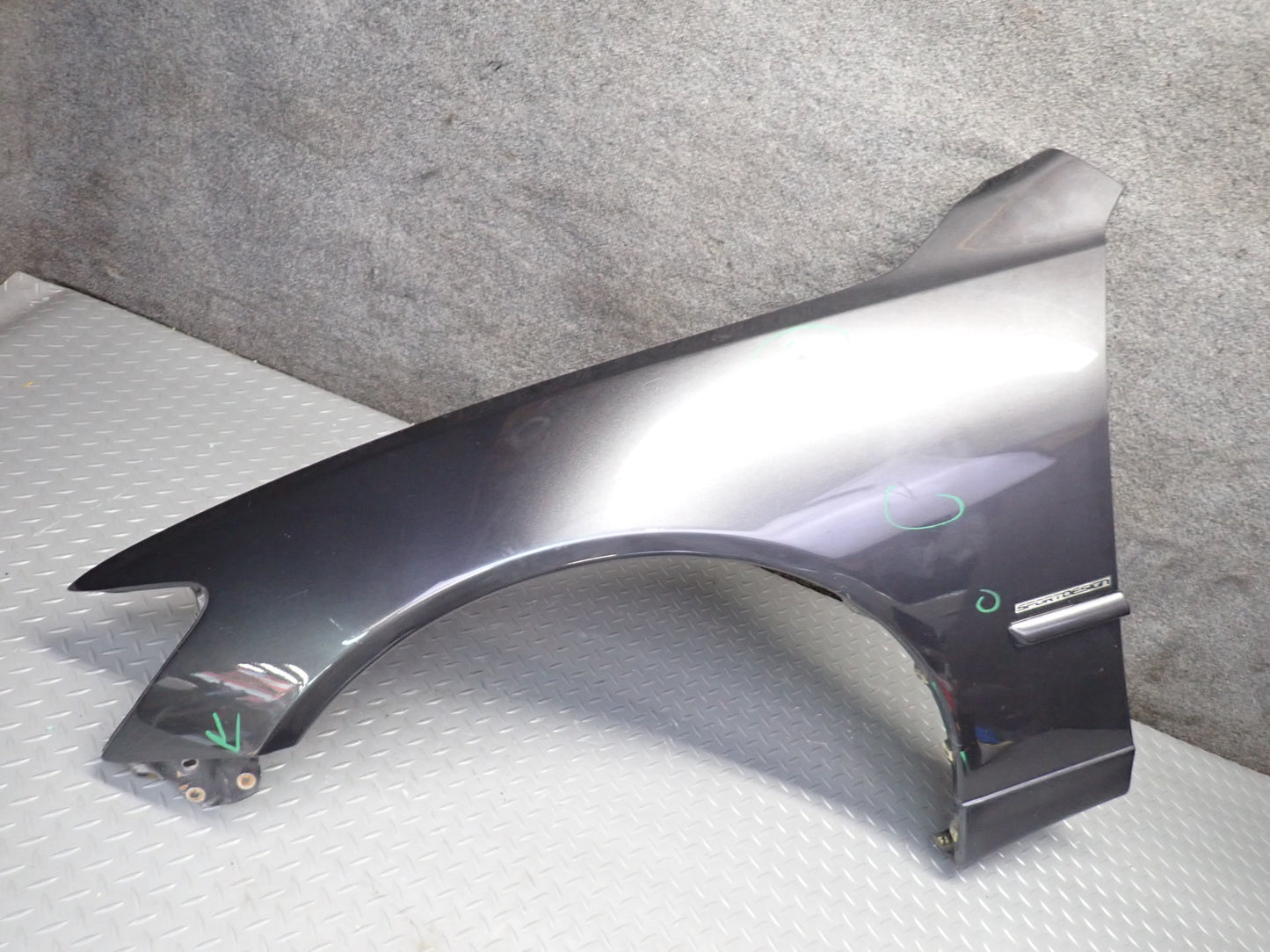 01-05 Lexus JCE10L IS300 Front Left Fender Shell Cover Panel Graphite Gray OEM