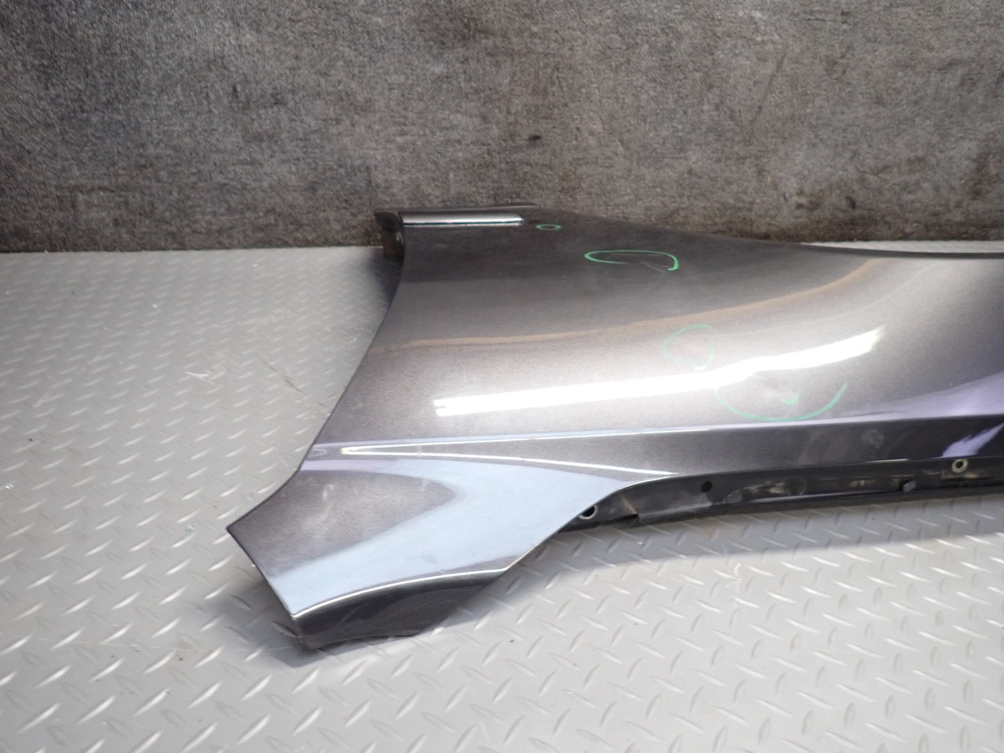 01-05 Lexus JCE10L IS300 Front Left Fender Shell Cover Panel Graphite Gray OEM