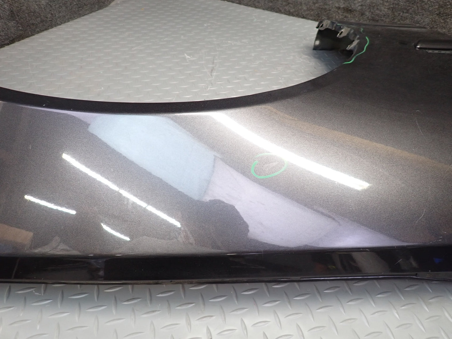 01-05 Lexus JCE10L IS300 Front Right Fender Shell Cover Panel Graphite Gray OEM