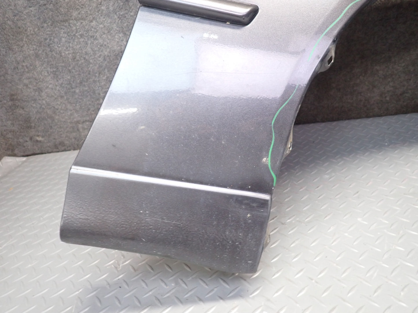 01-05 Lexus JCE10L IS300 Front Right Fender Shell Cover Panel Graphite Gray OEM