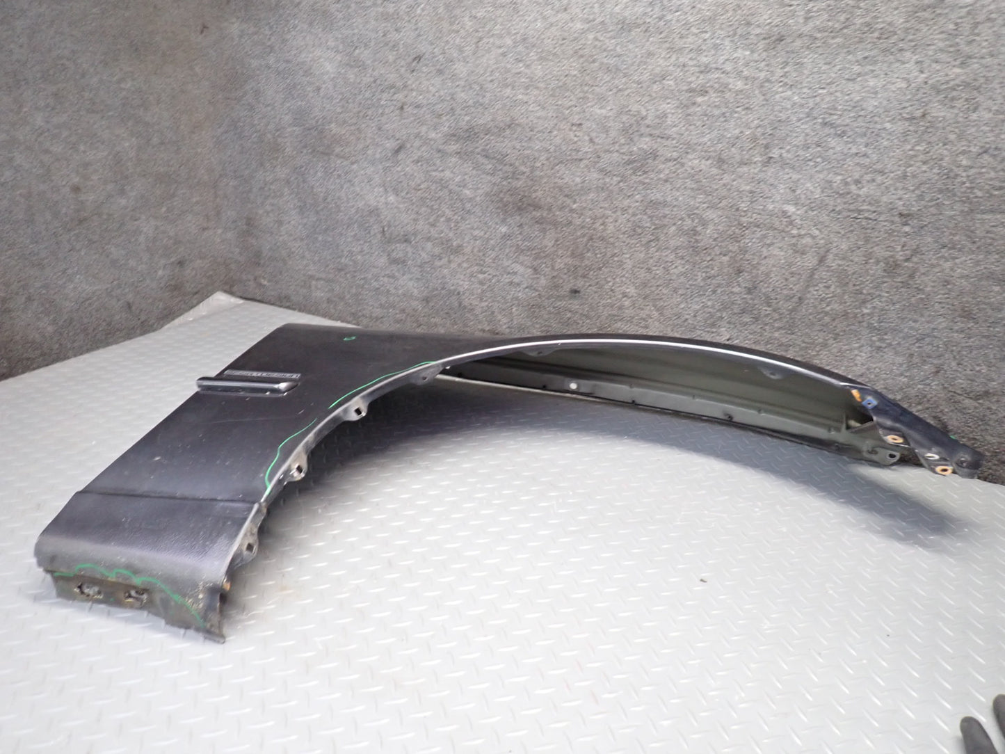 01-05 Lexus JCE10L IS300 Front Right Fender Shell Cover Panel Graphite Gray OEM