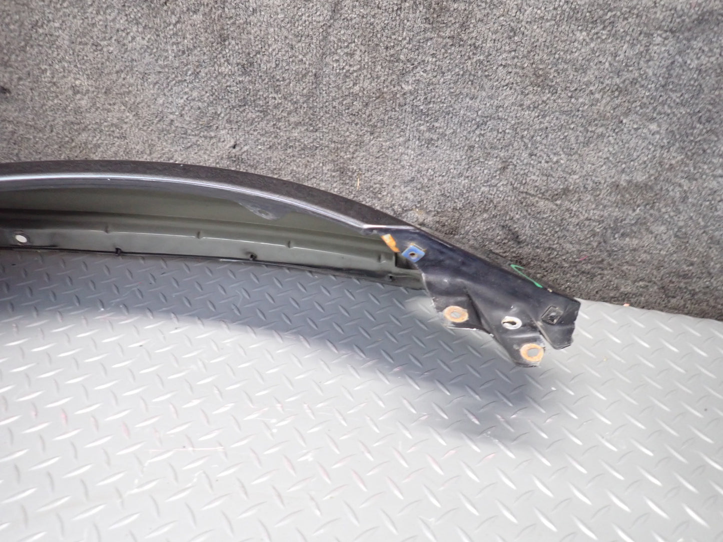 01-05 Lexus JCE10L IS300 Front Right Fender Shell Cover Panel Graphite Gray OEM