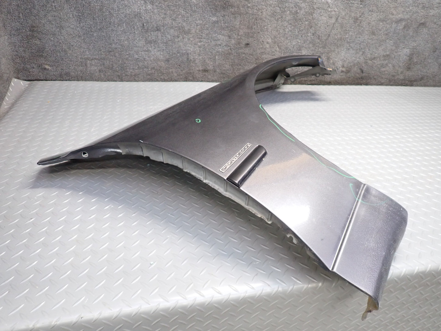 01-05 Lexus JCE10L IS300 Front Right Fender Shell Cover Panel Graphite Gray OEM