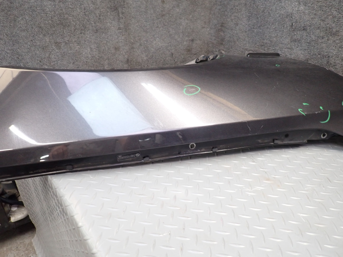 01-05 Lexus JCE10L IS300 Front Right Fender Shell Cover Panel Graphite Gray OEM