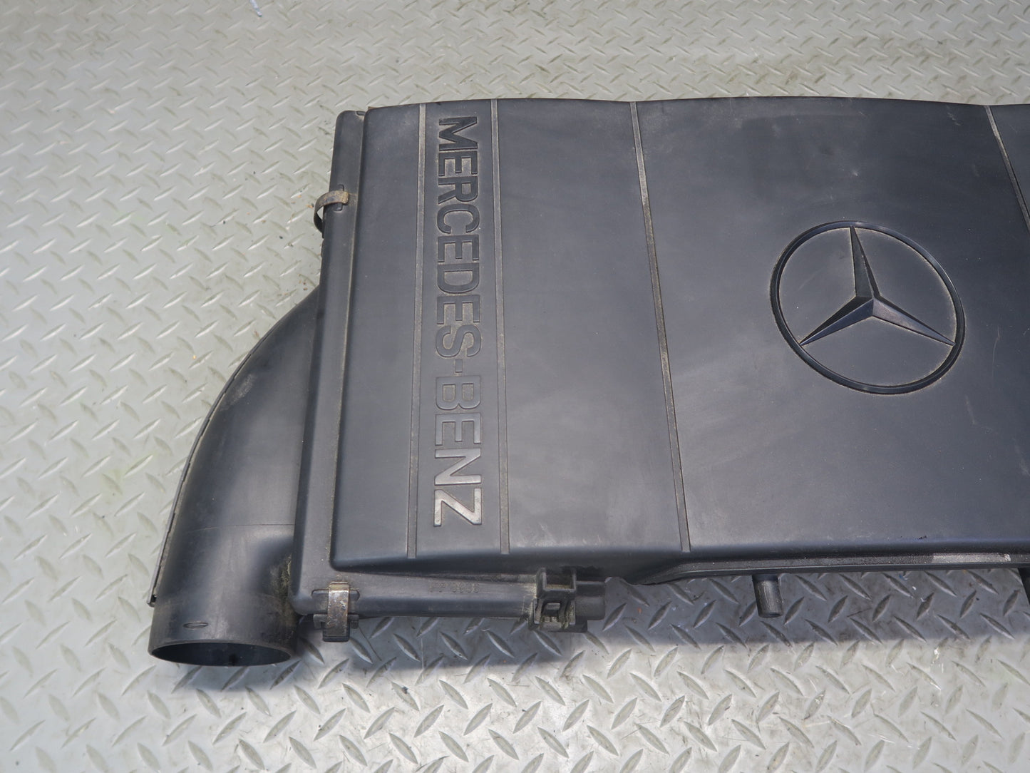 94-99 Mercedes W140 S420 S500 Air Intake Cleaner Filter Box Assy 1190940602 OEM
