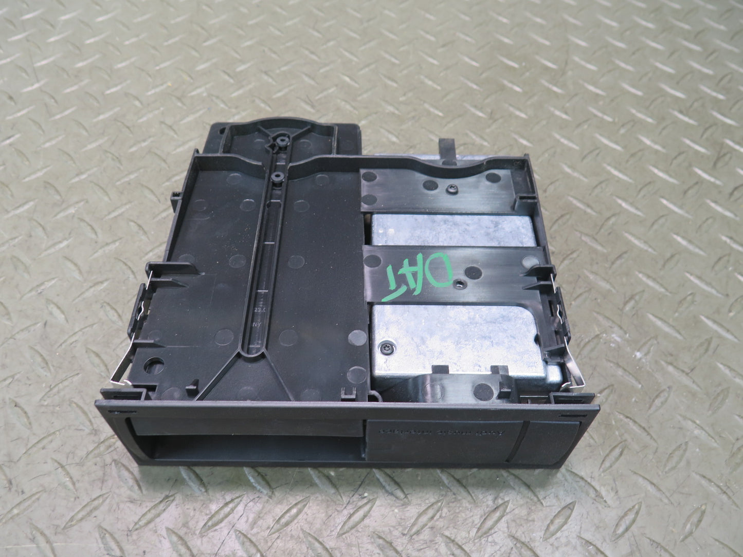 09-15 Audi TT S 8J AMI Music Interface Control Module 8P0035785 OEM