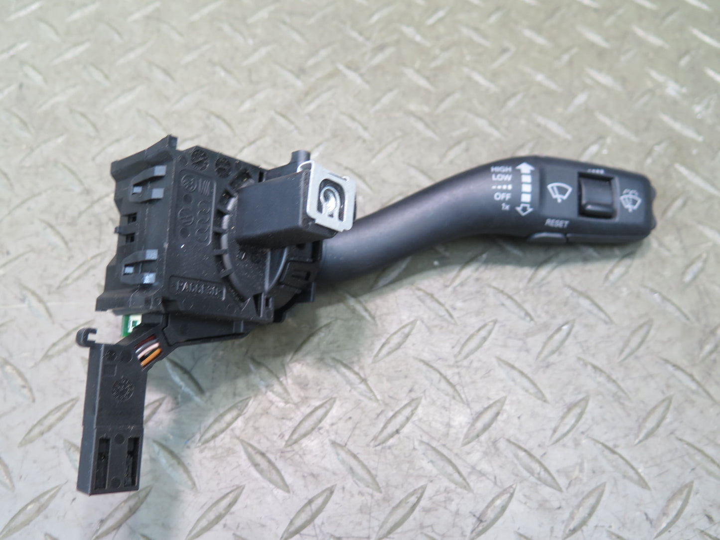 09-15 Audi TT S 8J Steering Column Windshield Wiper Washer Switch OEM