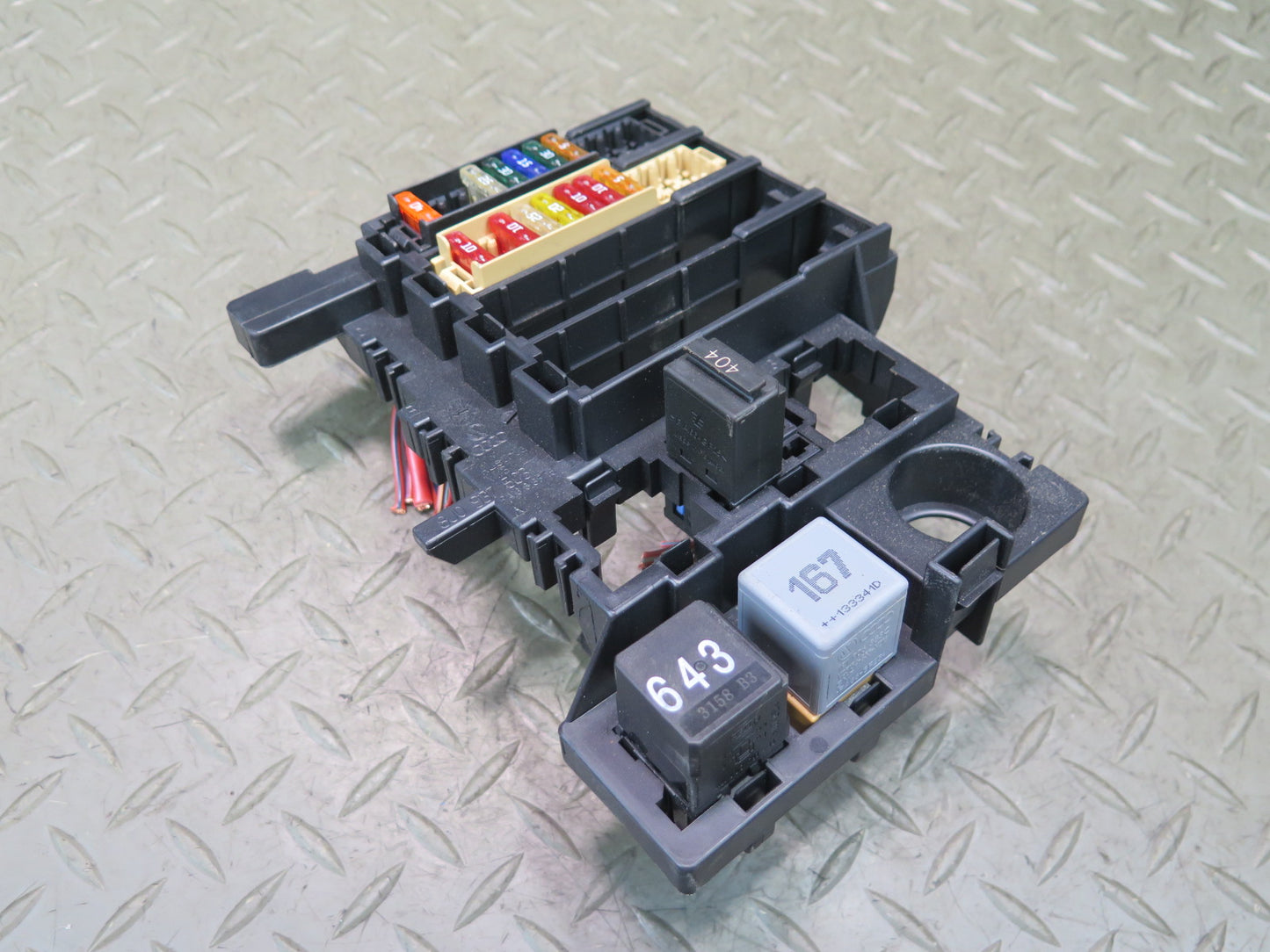 08-15 Audi TT S 8J Fuse Relay Box Module Engine Compartment 8J0937503 OEM