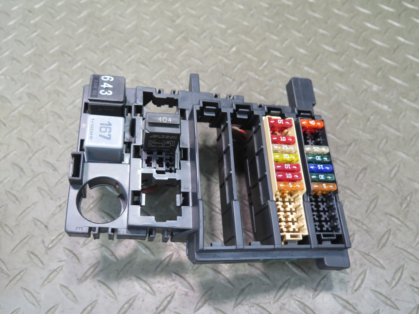 08-15 Audi TT S 8J Fuse Relay Box Module Engine Compartment 8J0937503 OEM