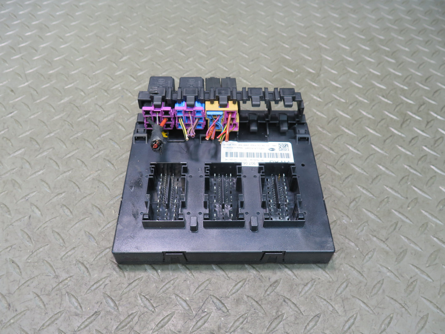 2014 Audi TT S 8J Coupe Onboard Supply Control Module 8P0907063AE OEM