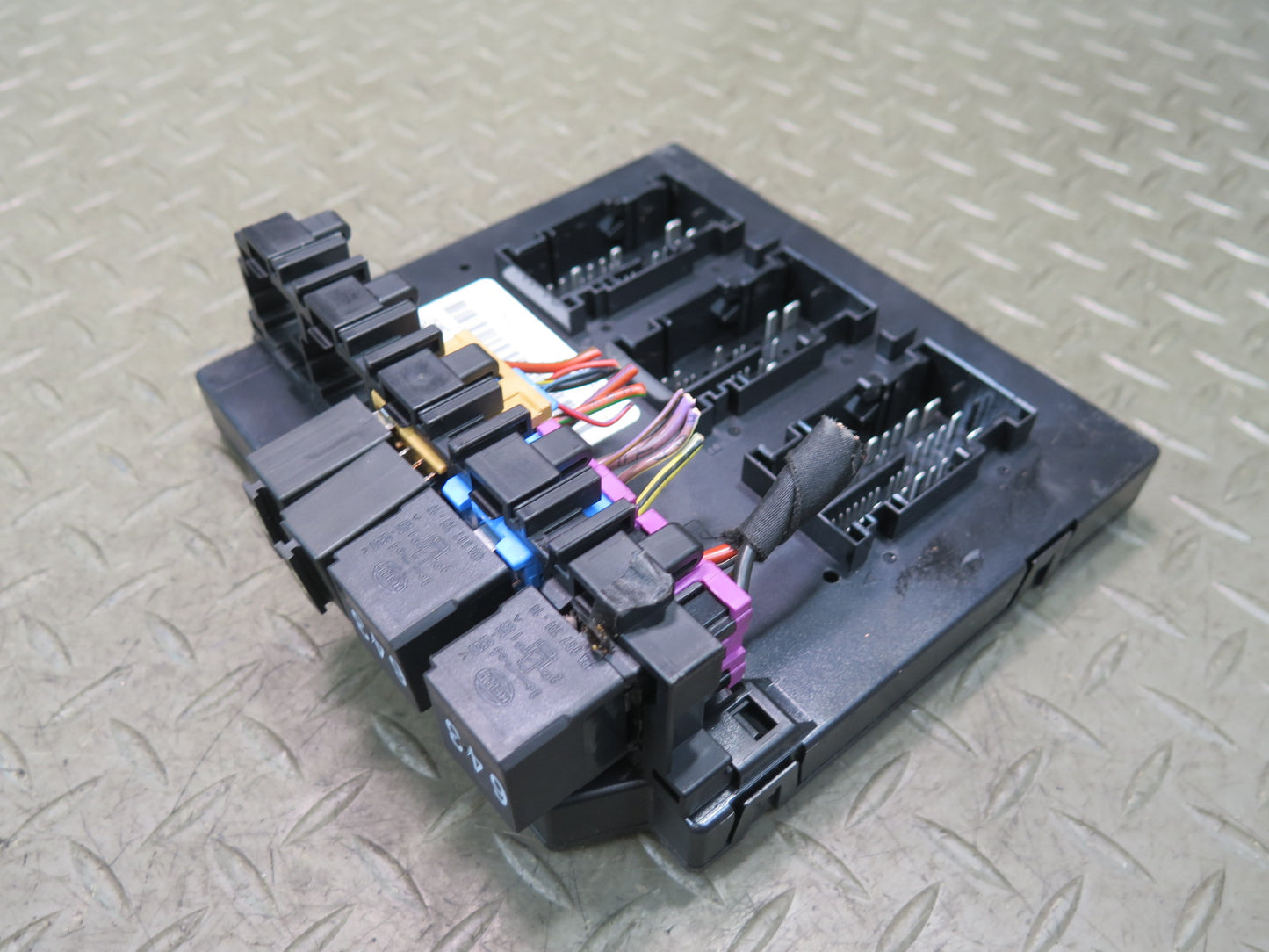2014 Audi TT S 8J Coupe Onboard Supply Control Module 8P0907063AE OEM