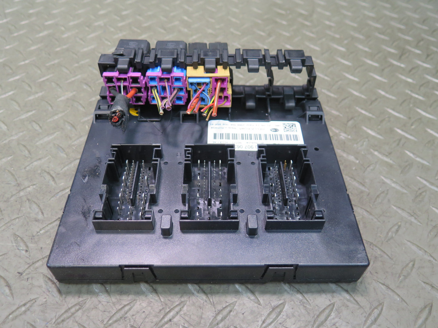 2014 Audi TT S 8J Coupe Onboard Supply Control Module 8P0907063AE OEM