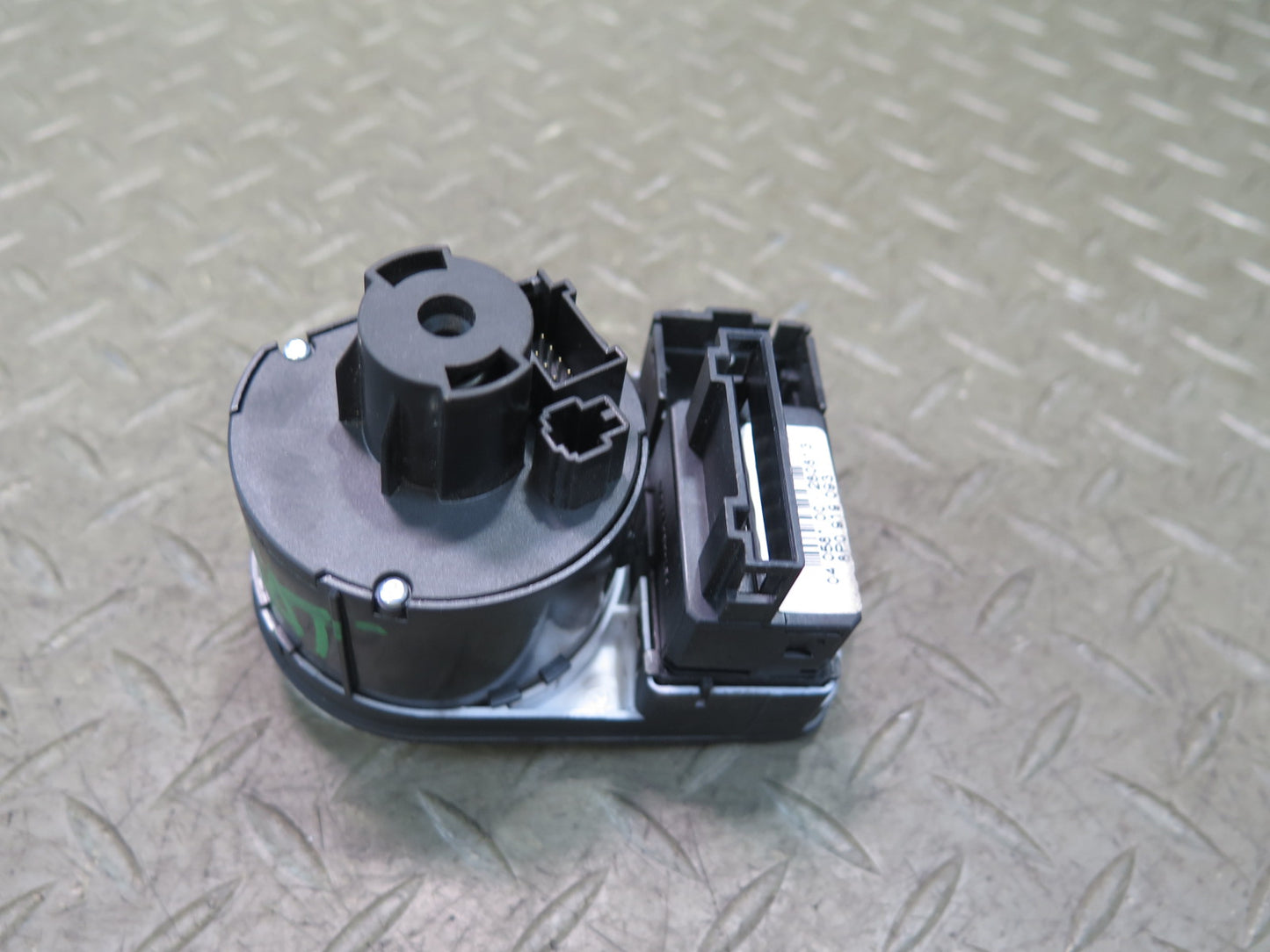 08-14 Audi TT S 8J Dashboard Headlight Light Lamp Switch Button 8J1941531AF OEM
