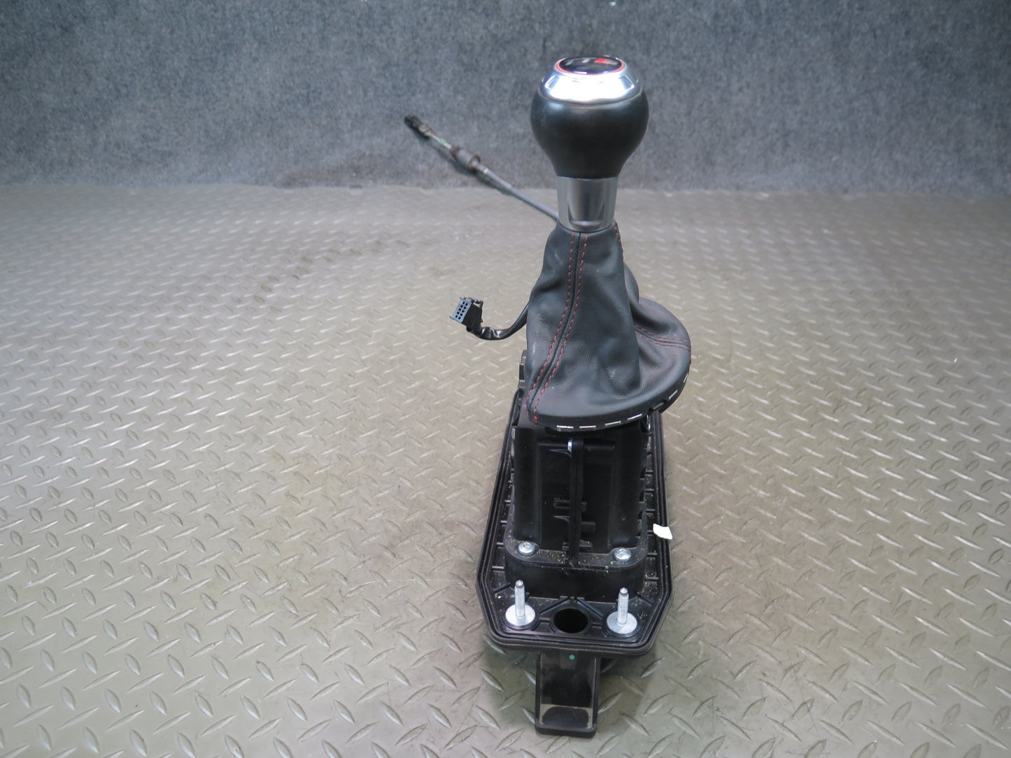 11-15 Audi TT S 8J A/T Automatic Transmission Gear Shifter w Cable Assembly OEM