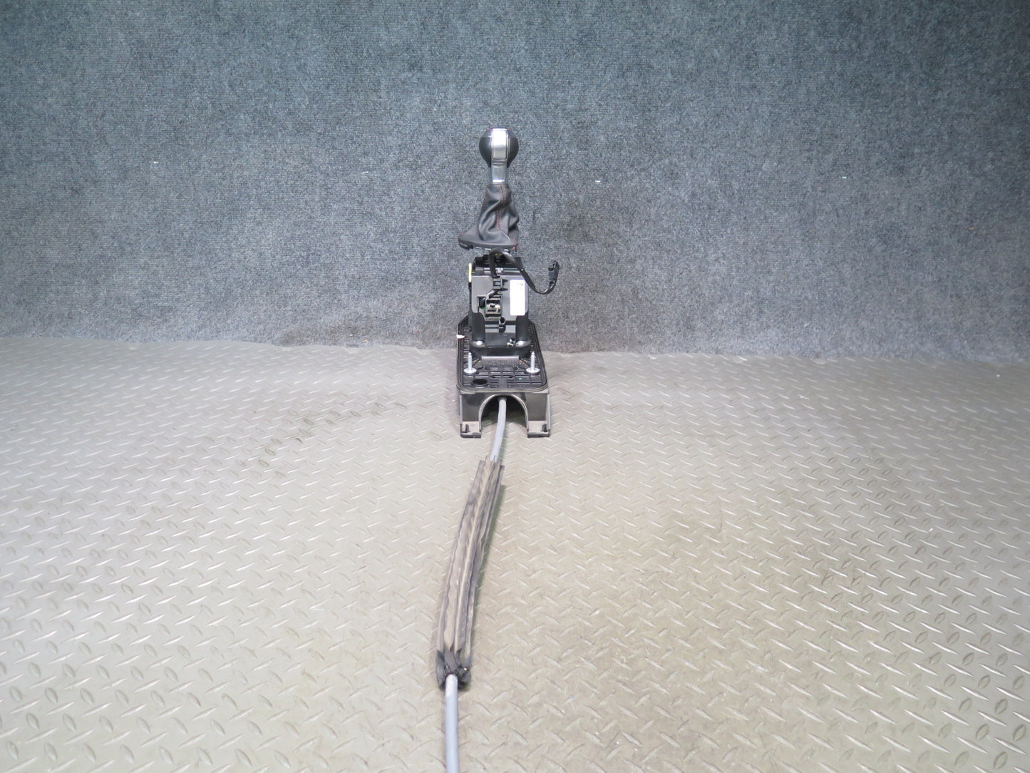 11-15 Audi TT S 8J A/T Automatic Transmission Gear Shifter w Cable Assembly OEM