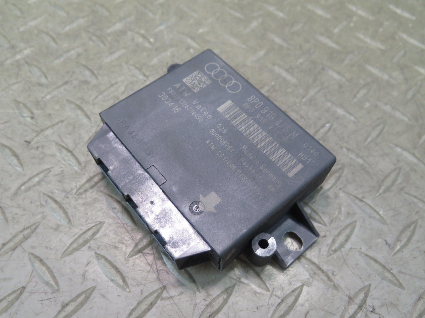 09-15 Audi TT S 8J Park Assist Control Module 8P0919475M OEM