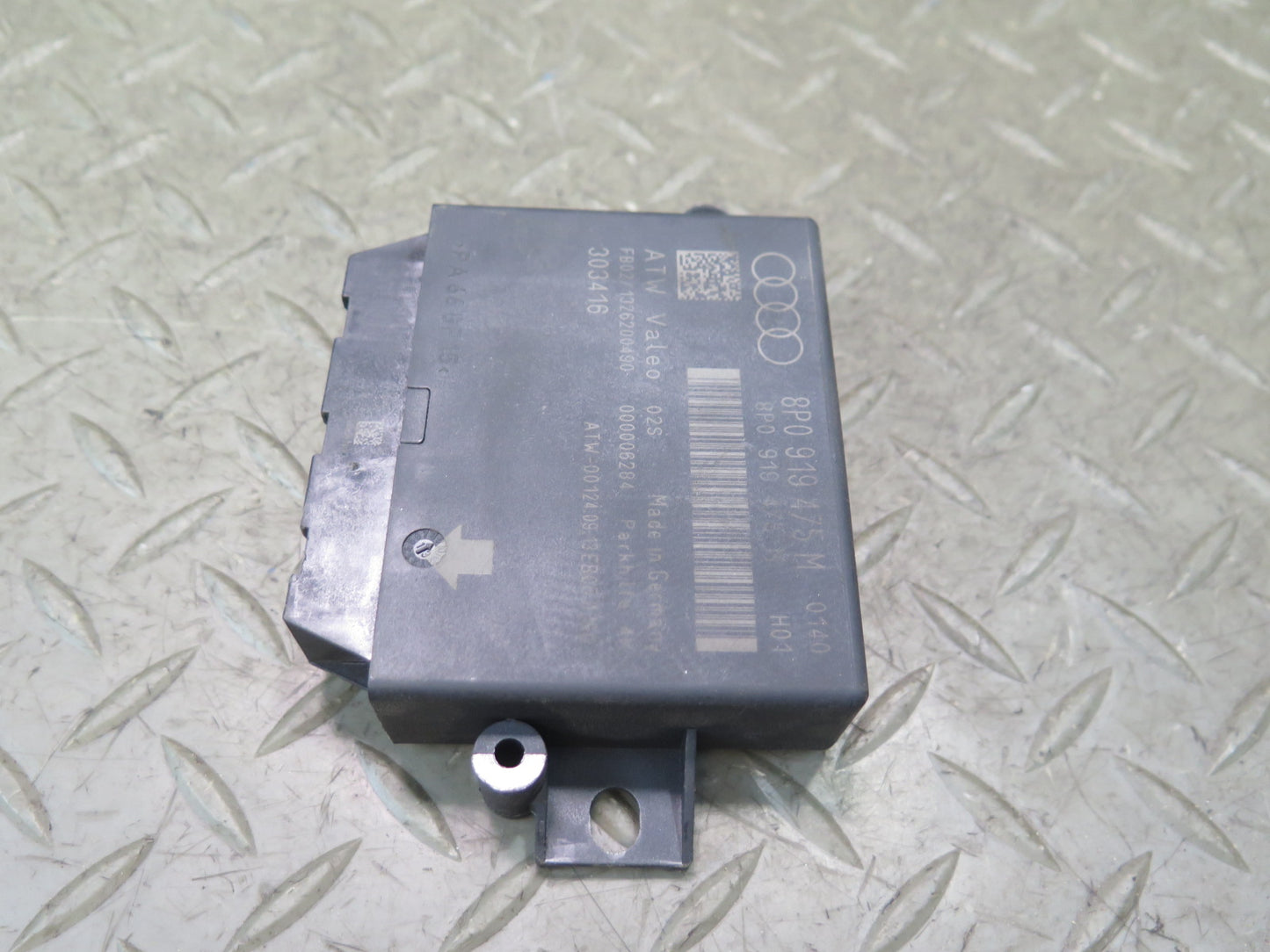 09-15 Audi TT S 8J Park Assist Control Module 8P0919475M OEM