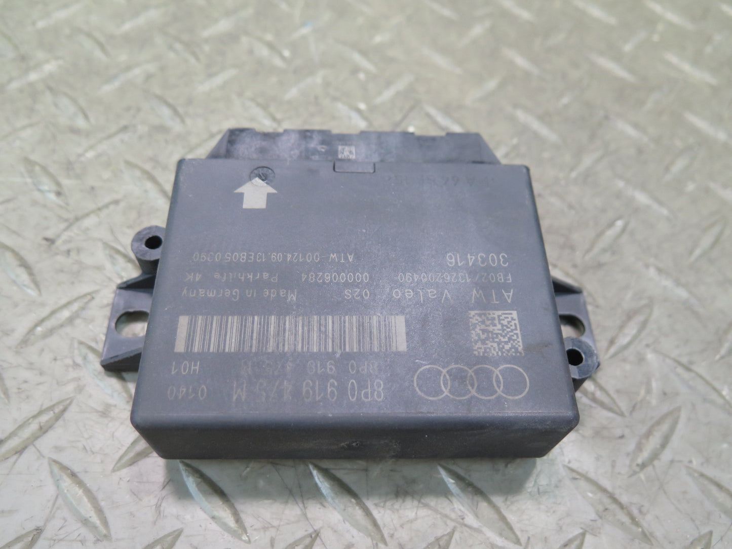 09-15 Audi TT S 8J Park Assist Control Module 8P0919475M OEM