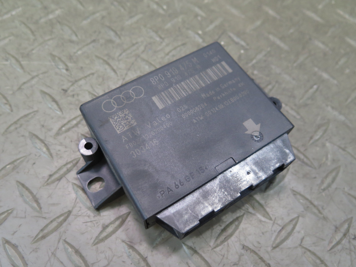 09-15 Audi TT S 8J Park Assist Control Module 8P0919475M OEM