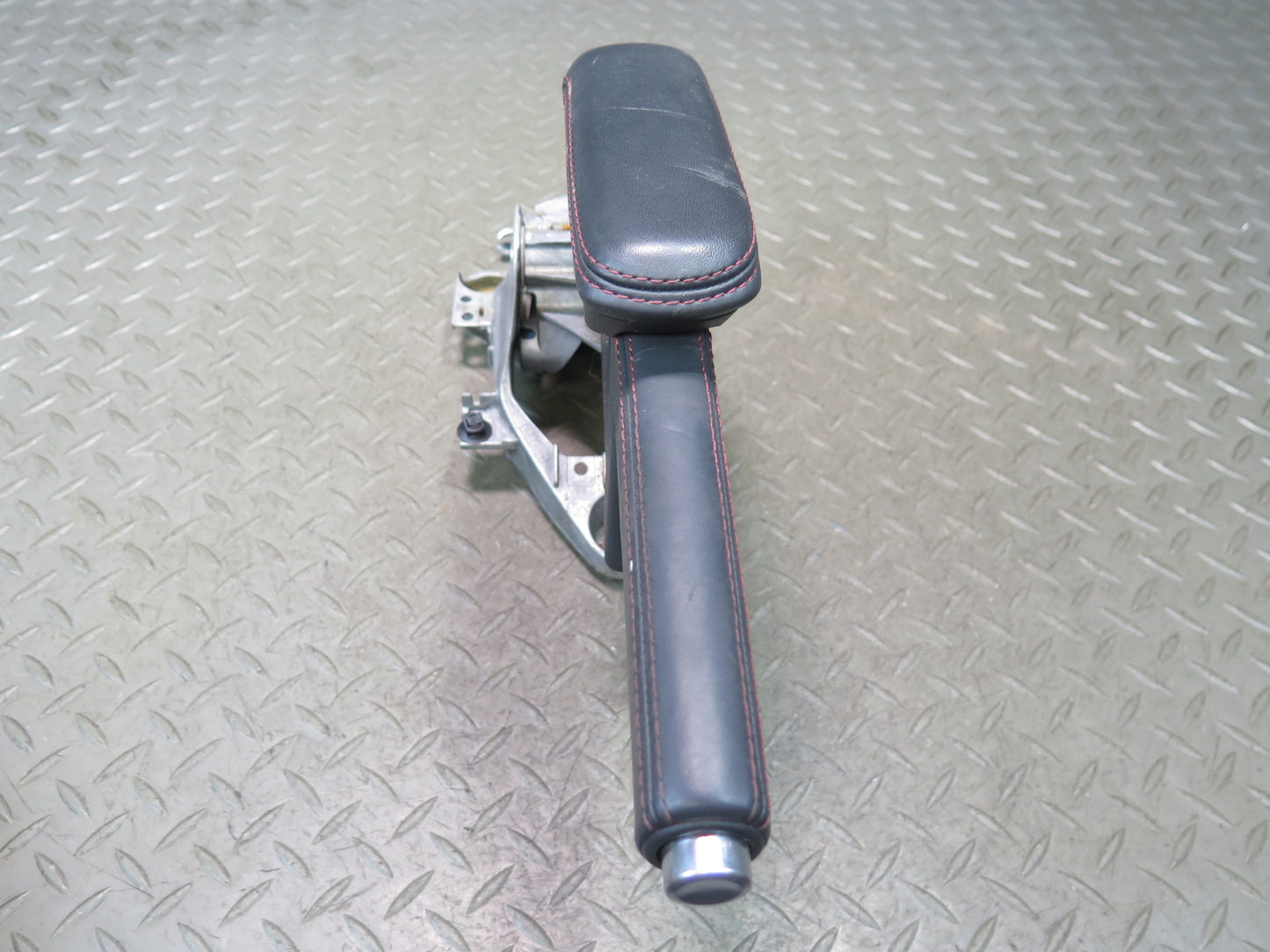 09-15 Audi TT S 8J Emergency Parking Hand Brake Lever Handle w Armrest Assy OEM