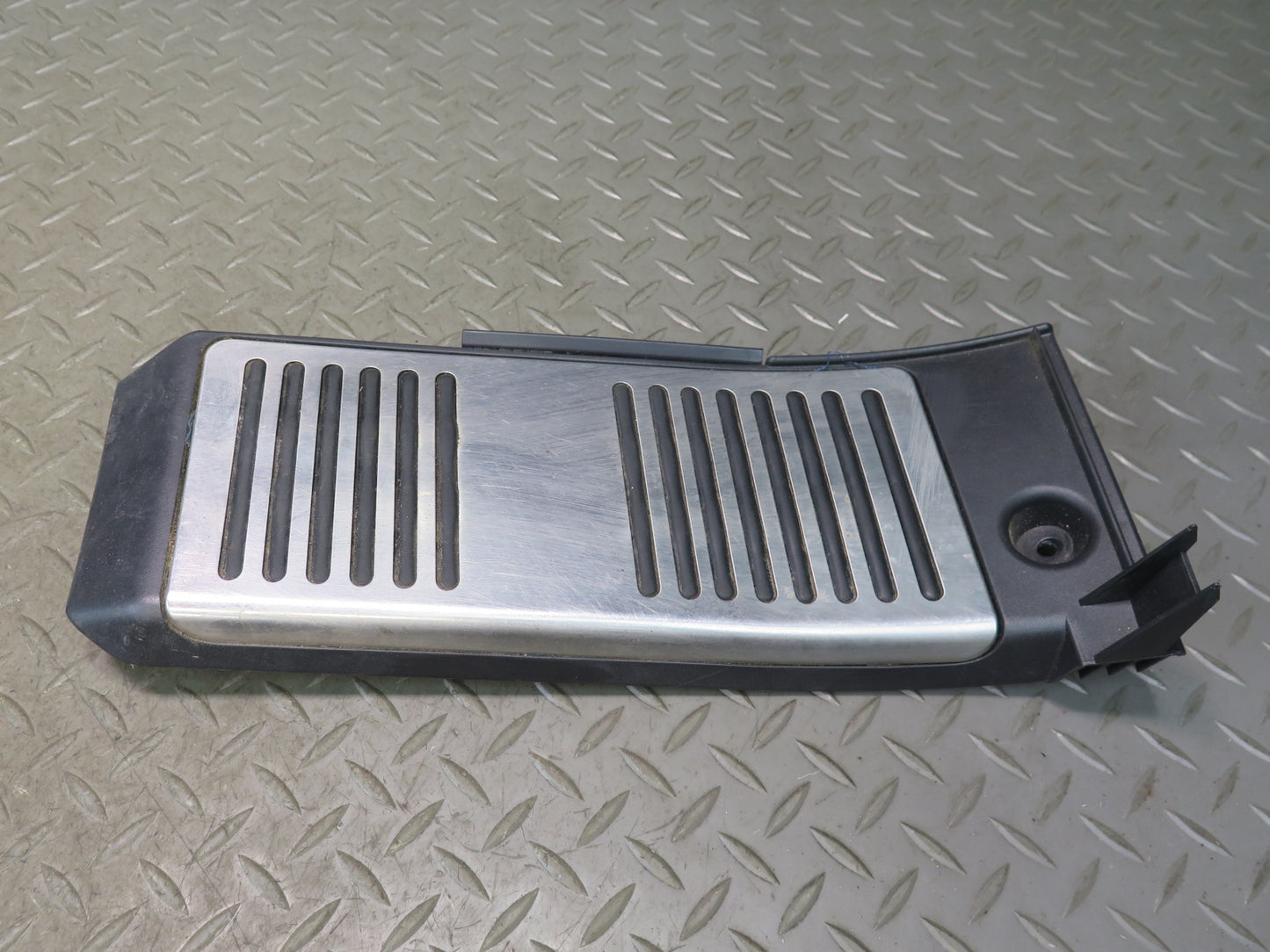 09-15 Audi TT S 8J A/T Aluminum Gas Brake Dead Pedal Pad Cover Set OEM