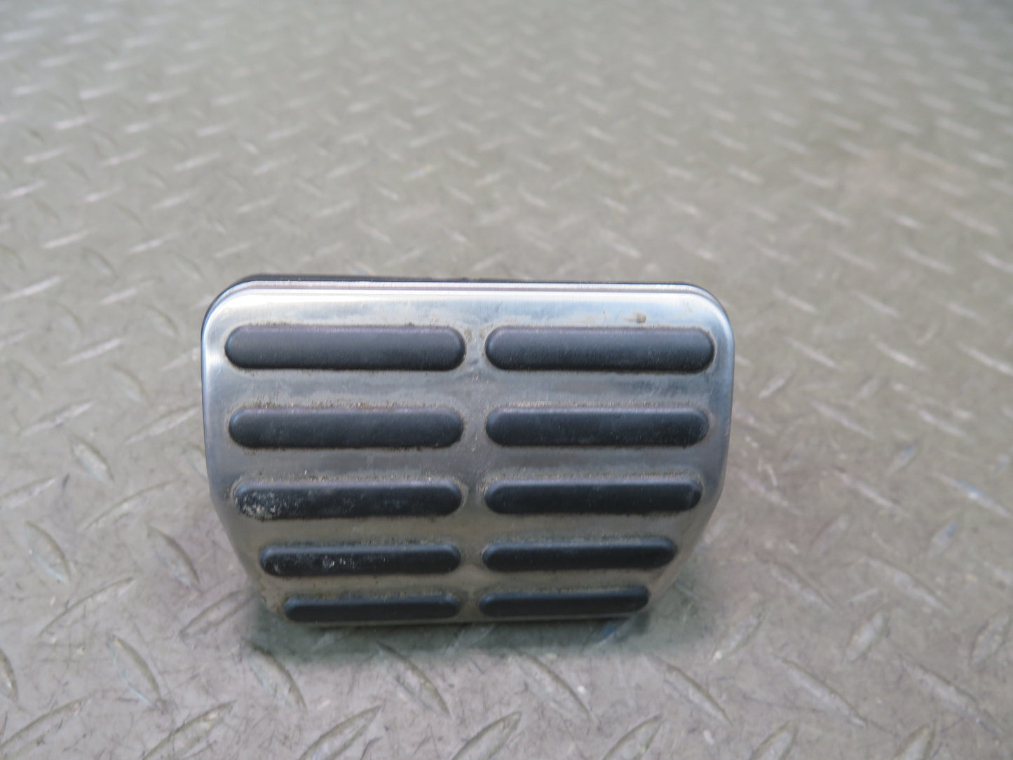 09-15 Audi TT S 8J A/T Aluminum Gas Brake Dead Pedal Pad Cover Set OEM