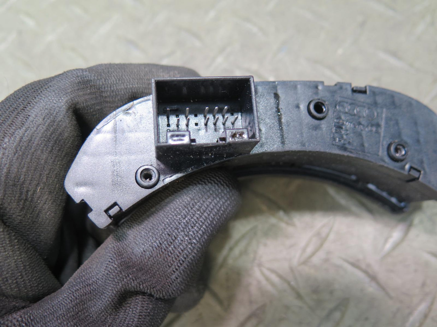 11-15 Audi TT S 8J Suspension ESP Hazard Spoiler TPMS Switch 8J0927137K OEM