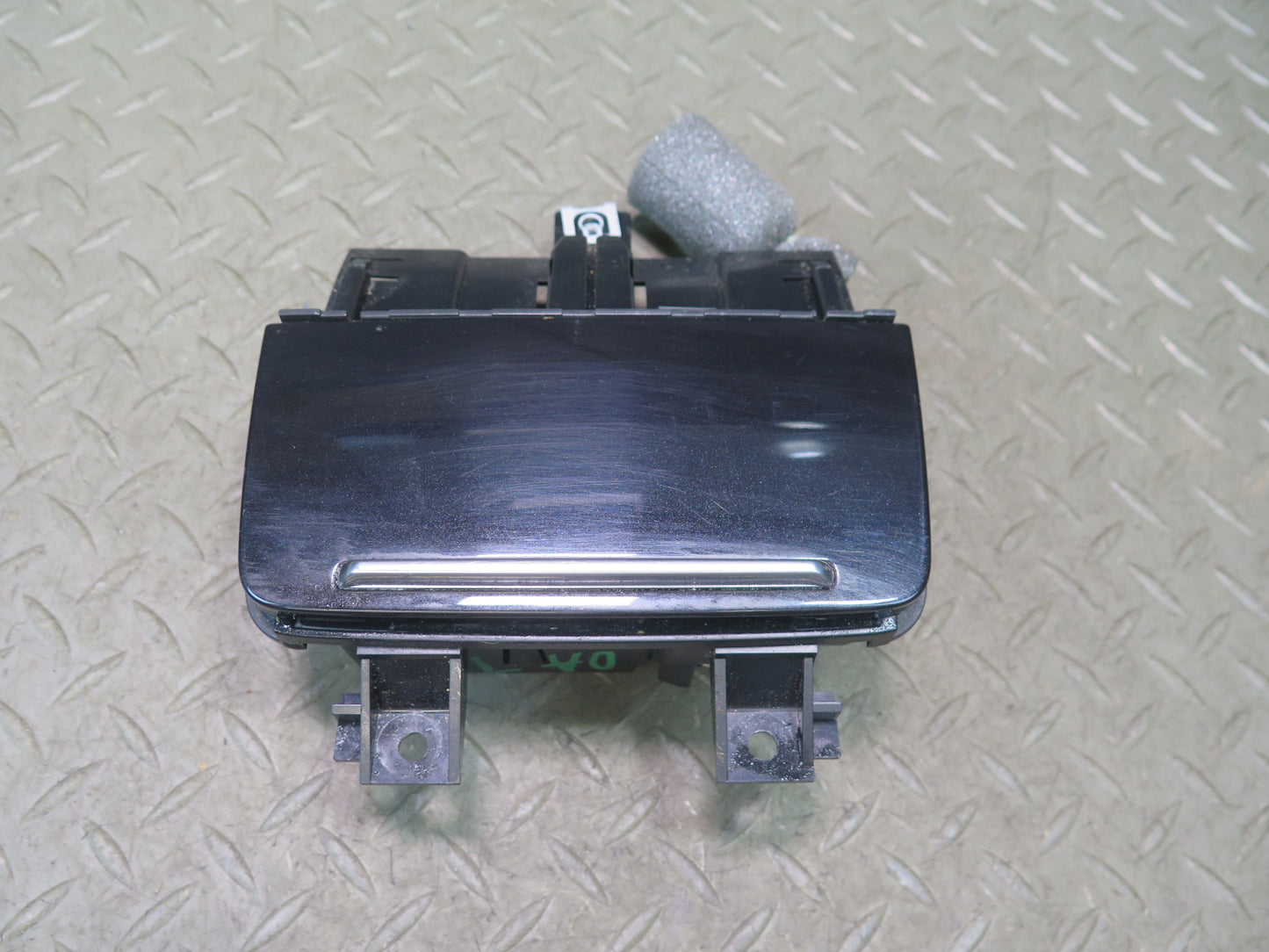 09-15 Audi TT S 8J Front Center Console Ashtray 12V Socket Black OEM