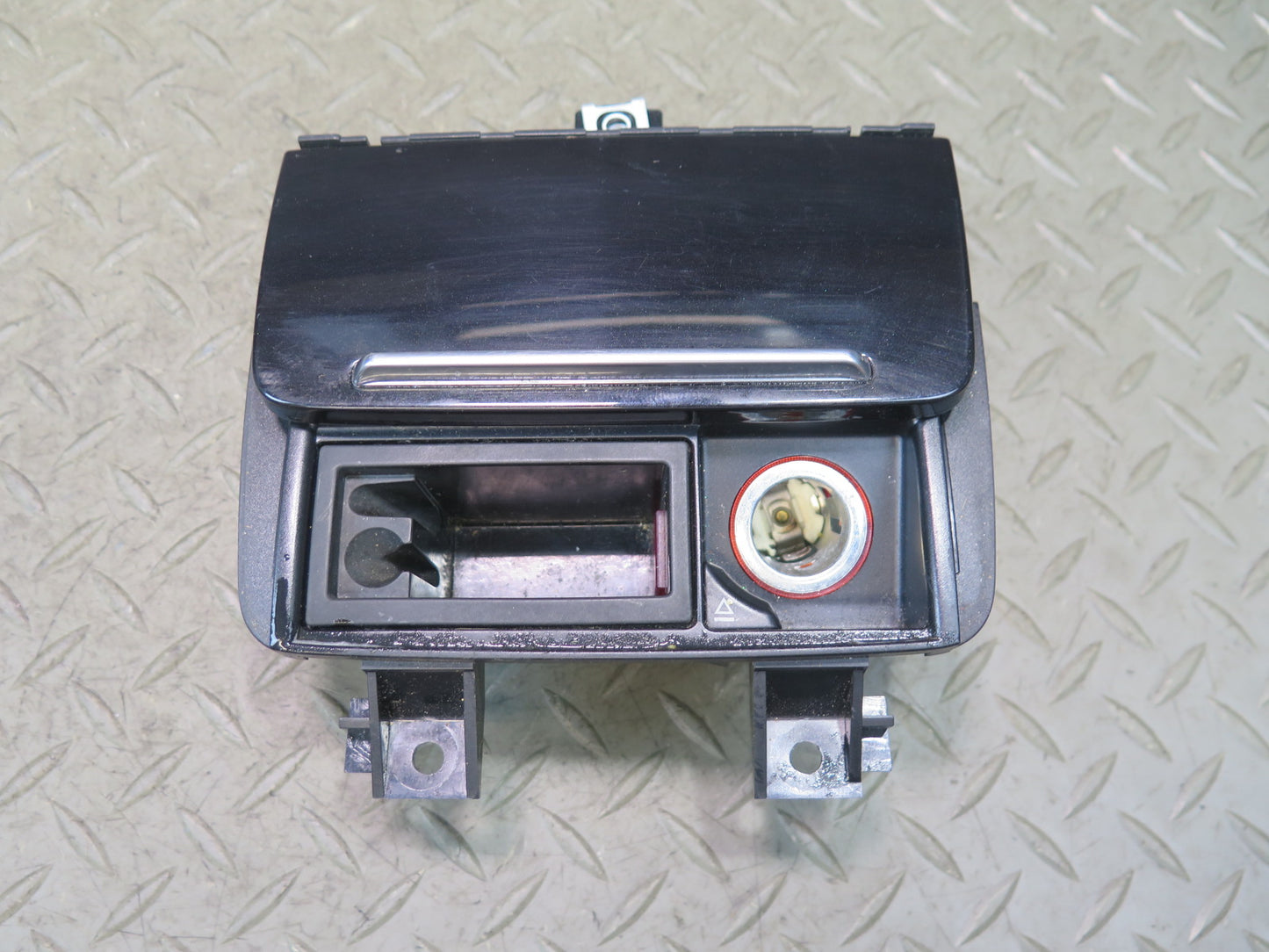09-15 Audi TT S 8J Front Center Console Ashtray 12V Socket Black OEM
