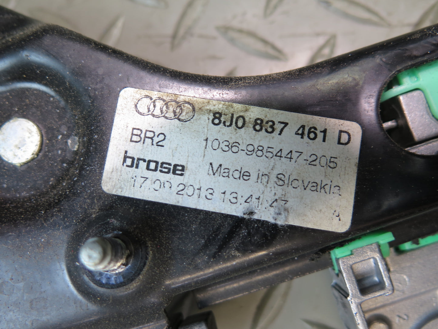 09-15 Audi TT S 8J Front Left Door Power Window Regulator w Motor OEM