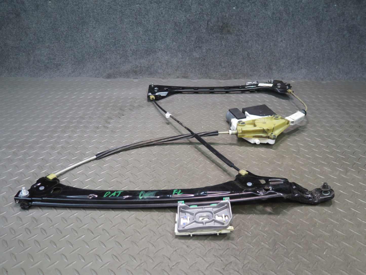 09-15 Audi TT S 8J Front Left Door Power Window Regulator w Motor OEM