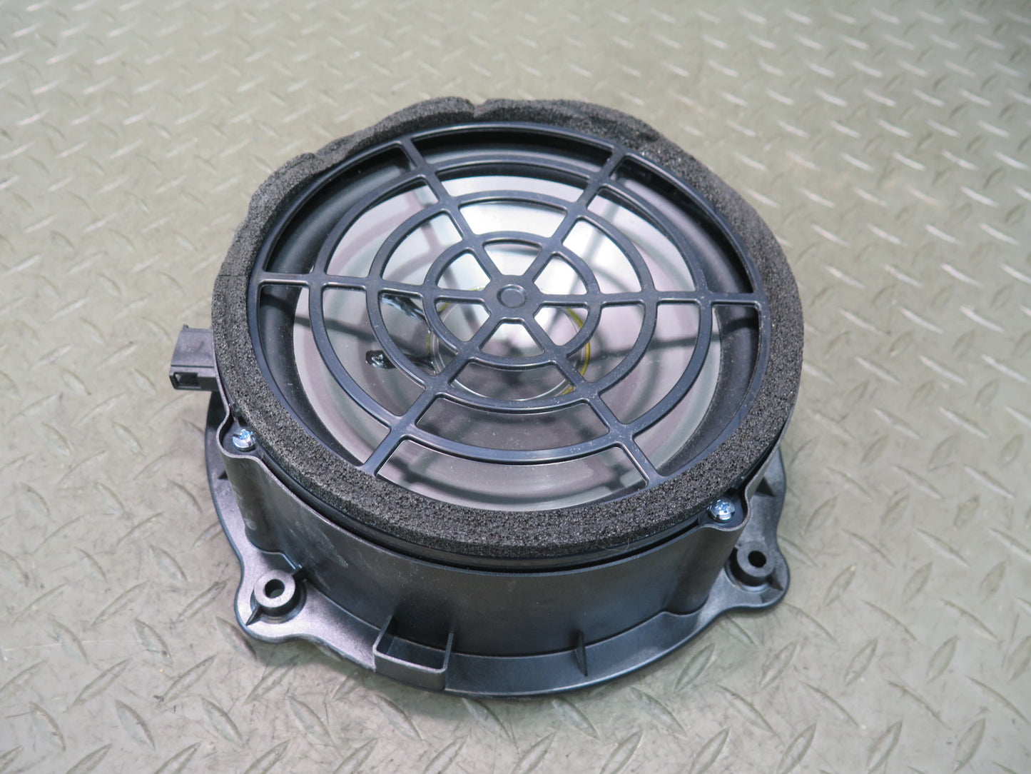 09-15 Audi TT S 8J Front Left & Right Door Audio Sound Speaker Bose Set OEM