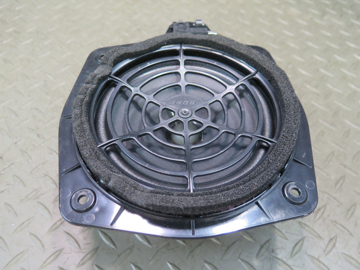 09-15 Audi TT S 8J Set of 2 Rear Left & Right Side Bose Speaker 8H0035411B OEM