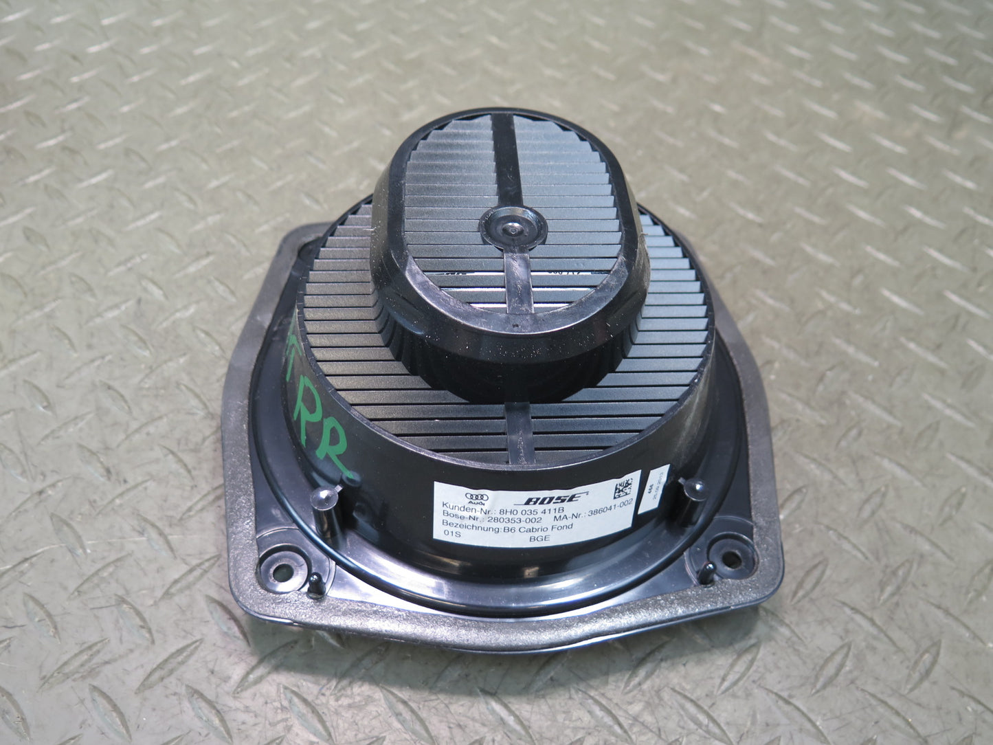 09-15 Audi TT S 8J Set of 2 Rear Left & Right Side Bose Speaker 8H0035411B OEM