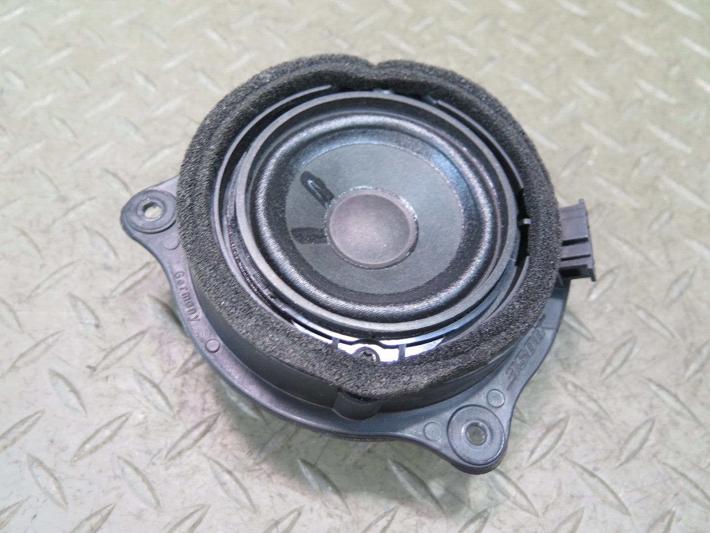 09-15 Audi TT S 8J Front Left & Right MID Range Door Speaker Set OEM