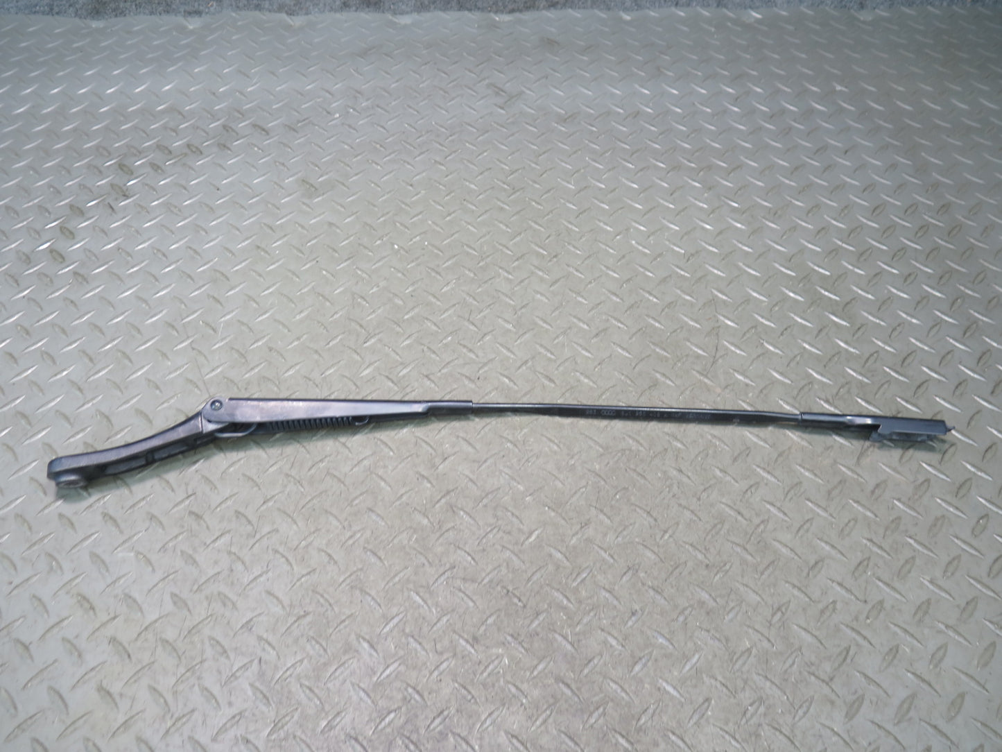 09-15 Audi TT S 8J Front Windshield Wiper Arm Left & Right Side Set OEM