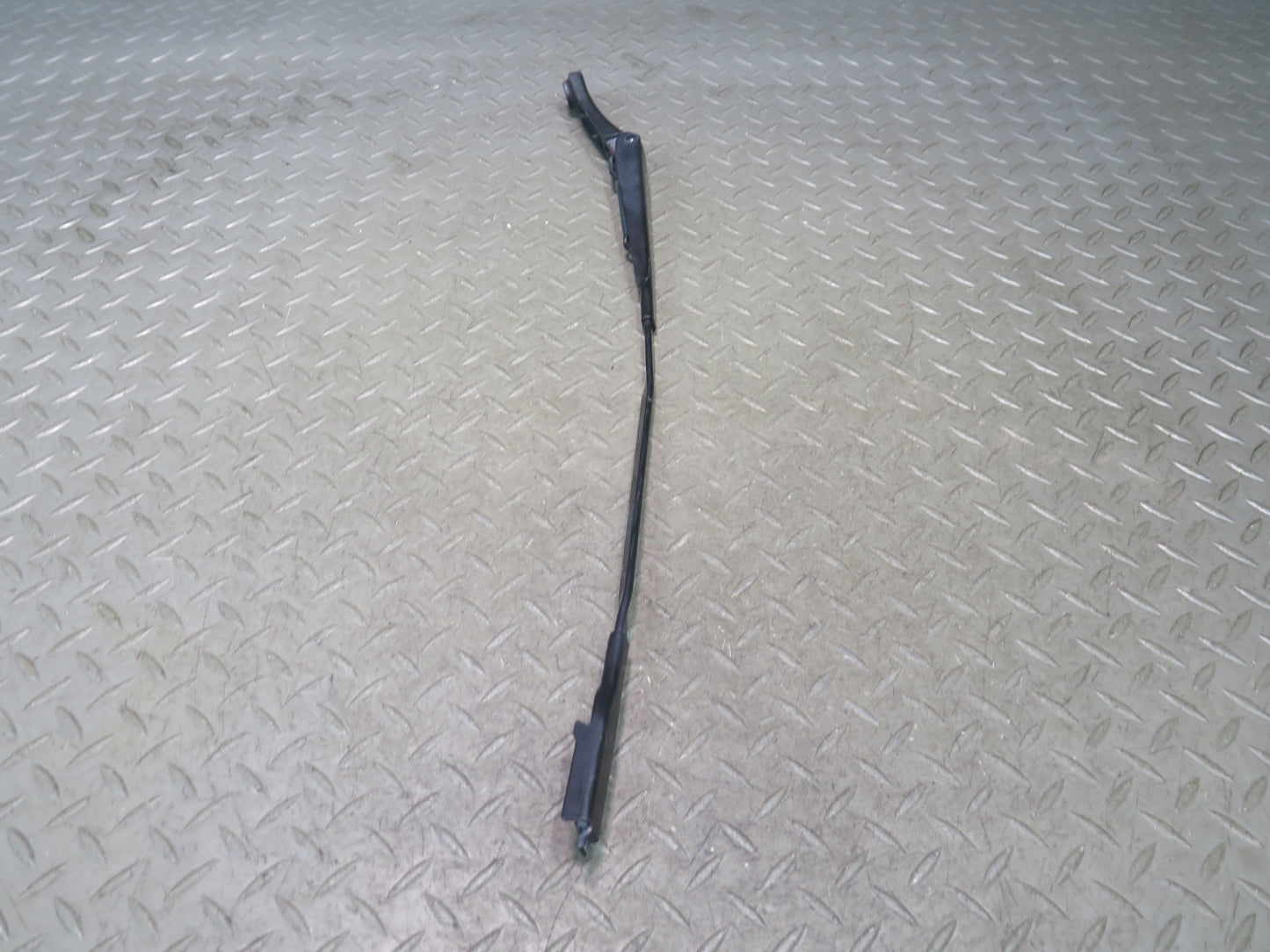 09-15 Audi TT S 8J Front Windshield Wiper Arm Left & Right Side Set OEM