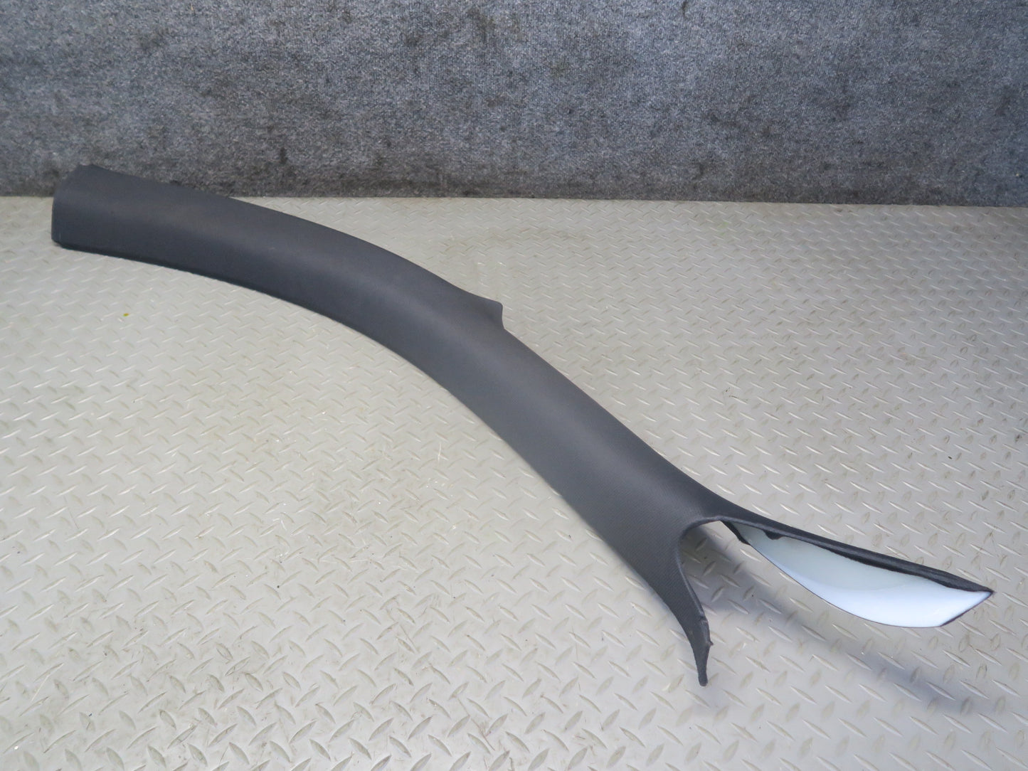 09-15 Audi TT S 8J Coupe Front Left & Right Interior A Pillar Trim Panel Set OEM