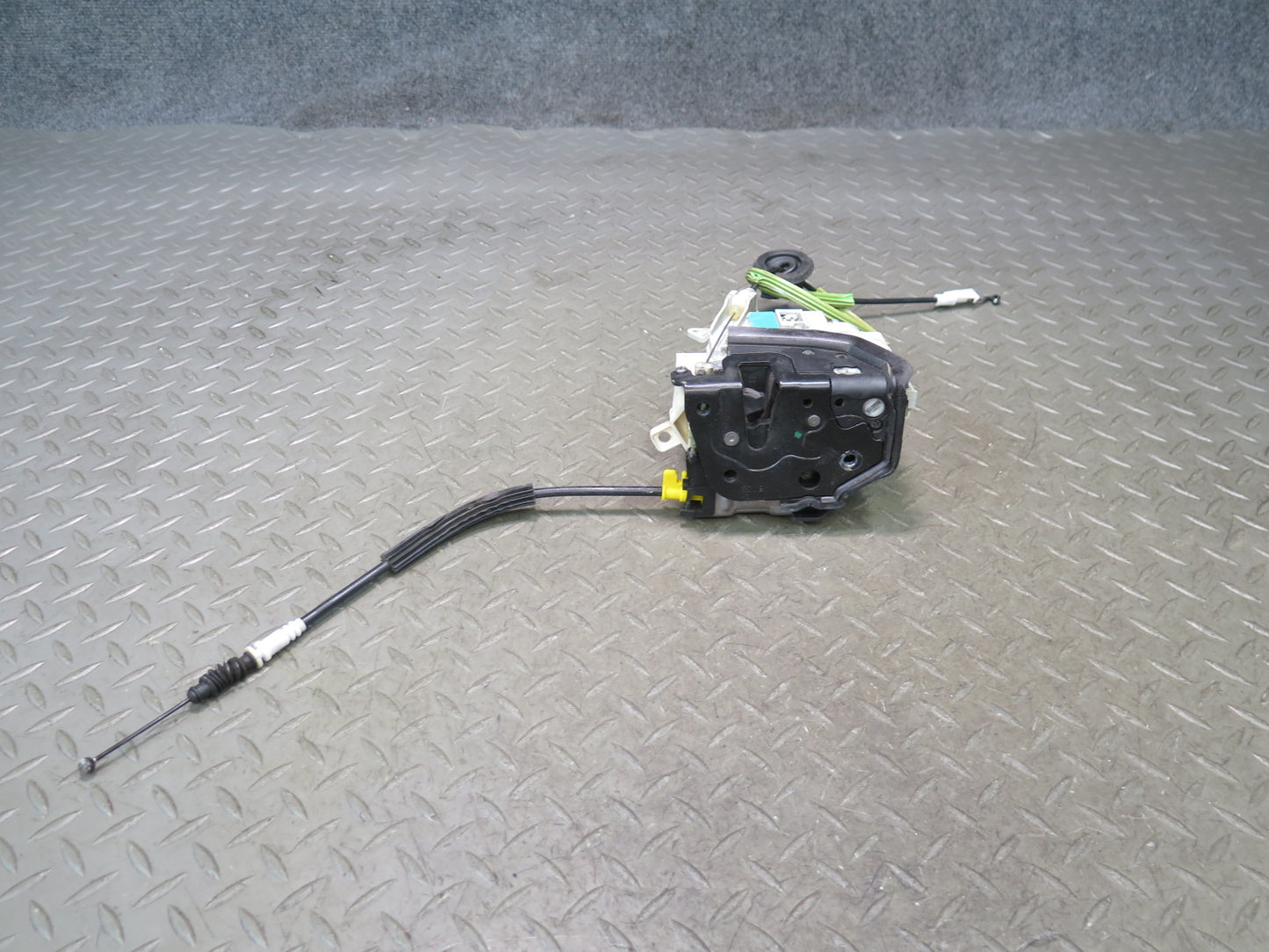 10-15 Audi TT S 8J Front Right Door Lock Latch Actuator w Cable OEM