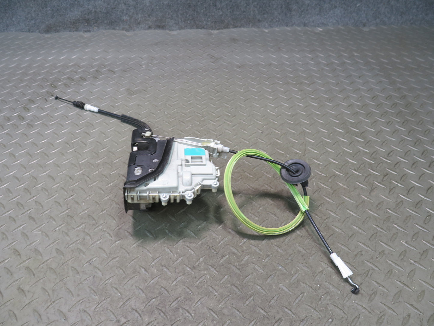 10-15 Audi TT S 8J Front Right Door Lock Latch Actuator w Cable OEM