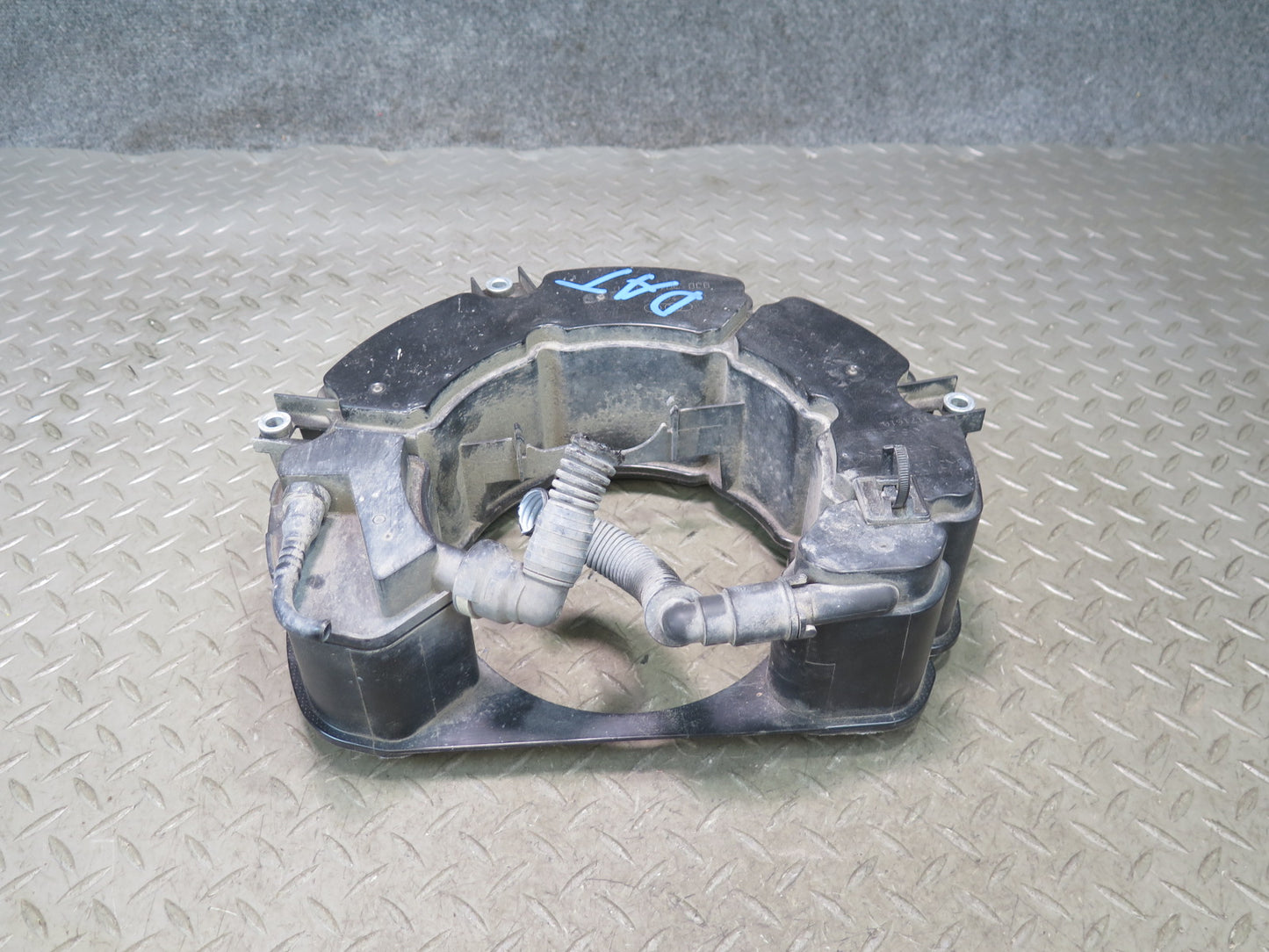 09-15 Audi TT S 8J Quattro Fuel Evap Charcoal Canister 1K0201797B OEM