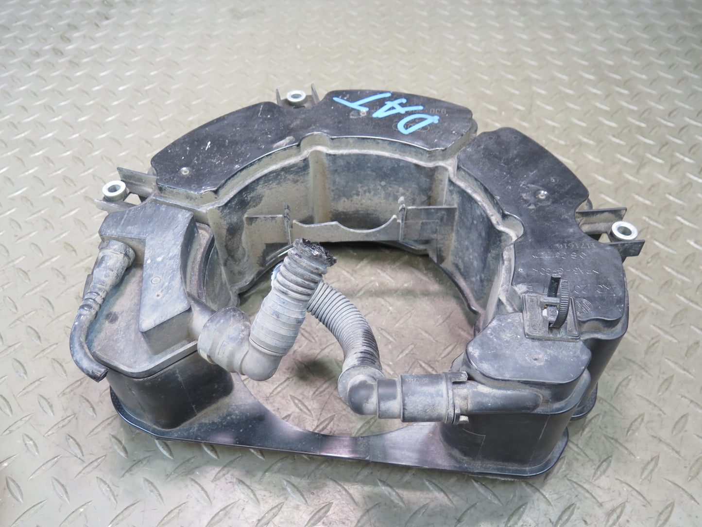 09-15 Audi TT S 8J Quattro Fuel Evap Charcoal Canister 1K0201797B OEM